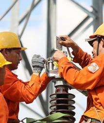 Giá điện tăng 2 lần/năm: EVN có thêm tỷ USD, thép, xi măng đội giá vốn