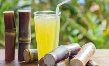 Thời điểm 'vàng' bà bầu nên uống nước mía để con tăng cân, nước ối trong veo