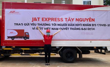 Tấm lòng và nghĩa cử cao đẹp của nhân viên J&T Express